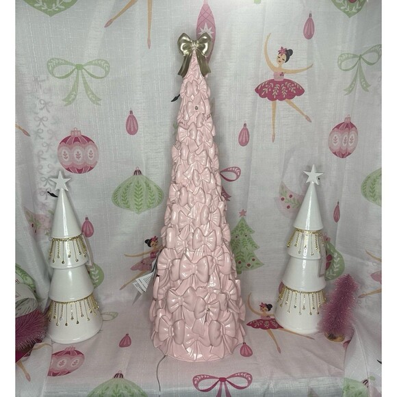 Cupcakes and Cashmere Pink Bow LED Tree - Picture 1 of 6